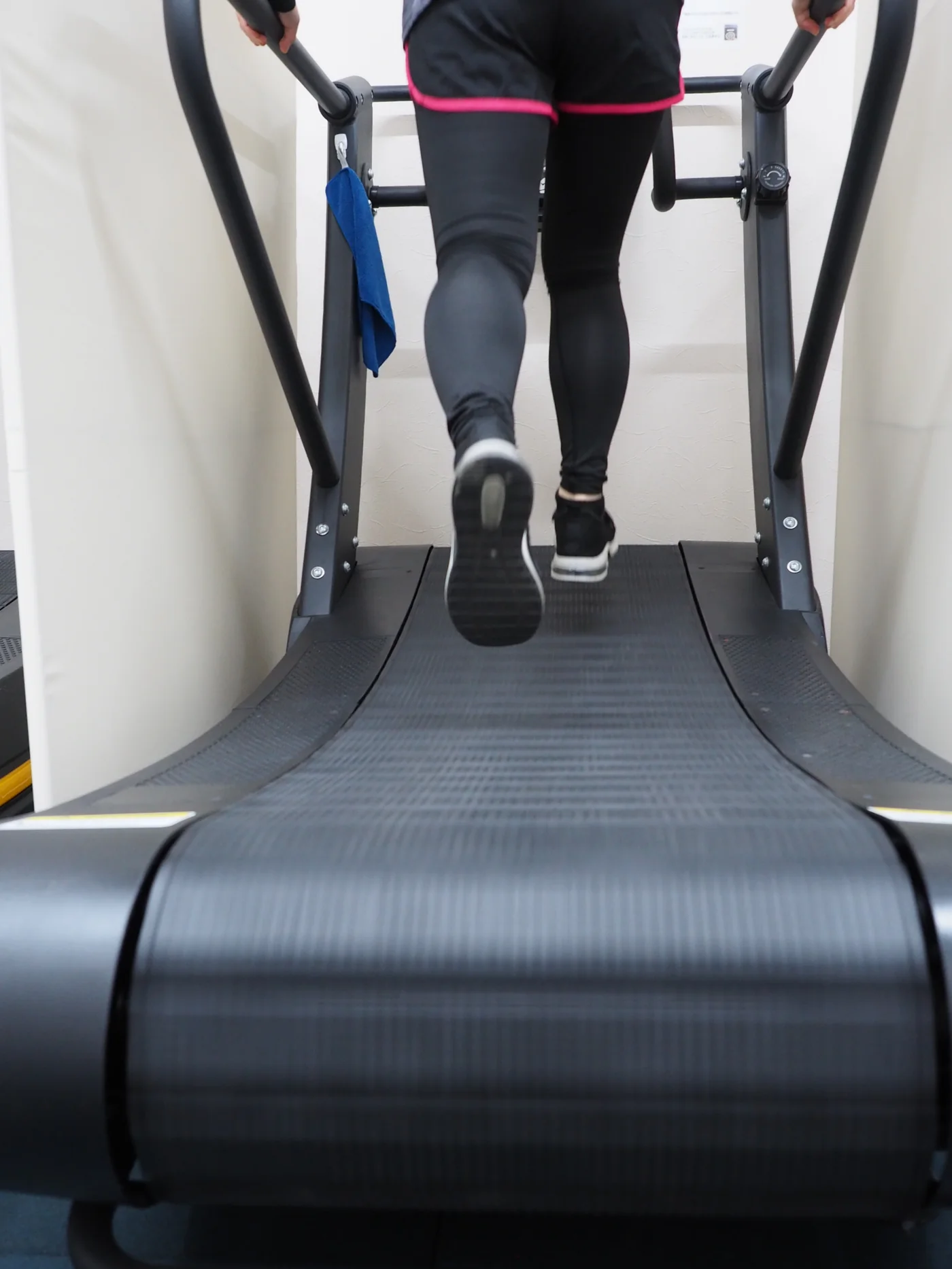 RunFit 24のトレッドミルで走る様子